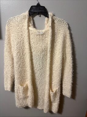 Plush Cream Open-Front Women's Cardigan with Pockets